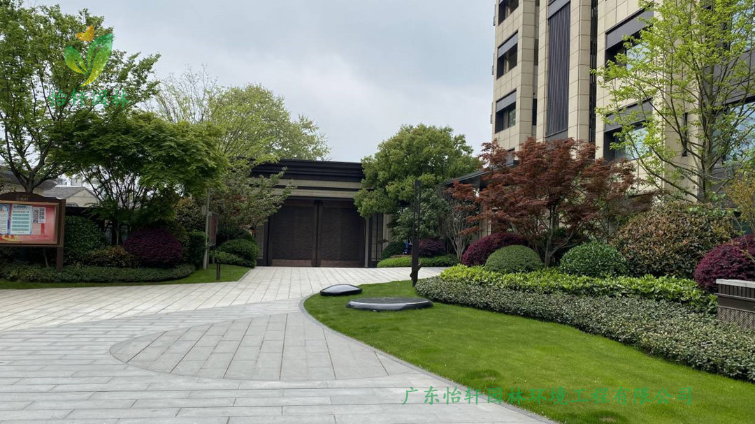 肇慶碧桂園玖龍灣公館小區綠化工程改造案例圖